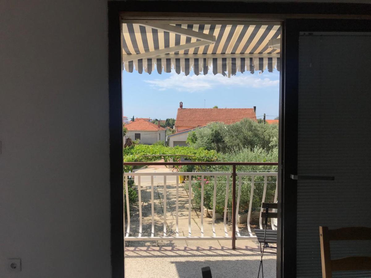 Apartmani Vilma Pakoštane 外观 照片
