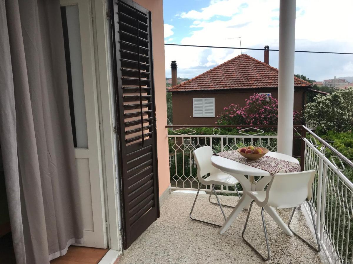Apartmani Vilma Pakoštane 外观 照片