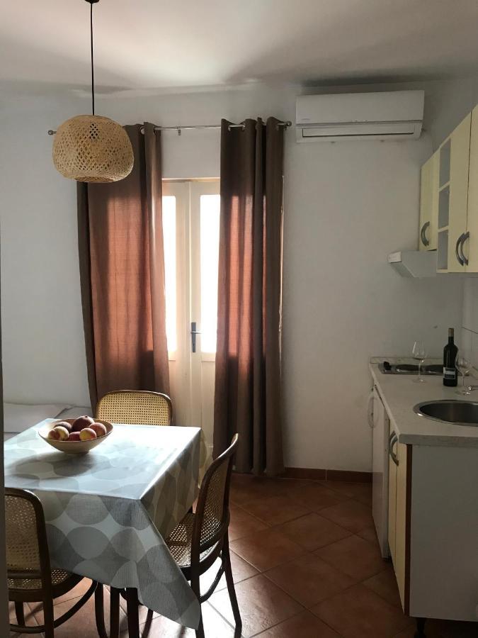 Apartmani Vilma Pakoštane 外观 照片