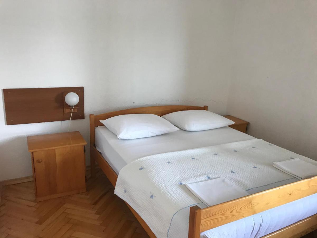 Apartmani Vilma Pakoštane 外观 照片