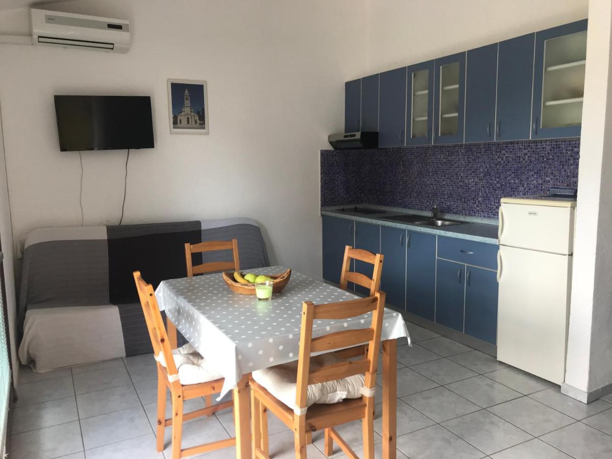 Apartmani Vilma Pakoštane 外观 照片