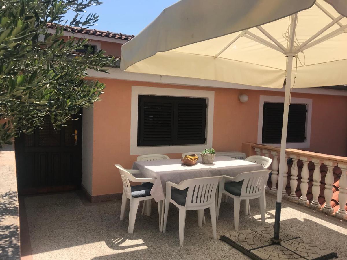 Apartmani Vilma Pakoštane 外观 照片