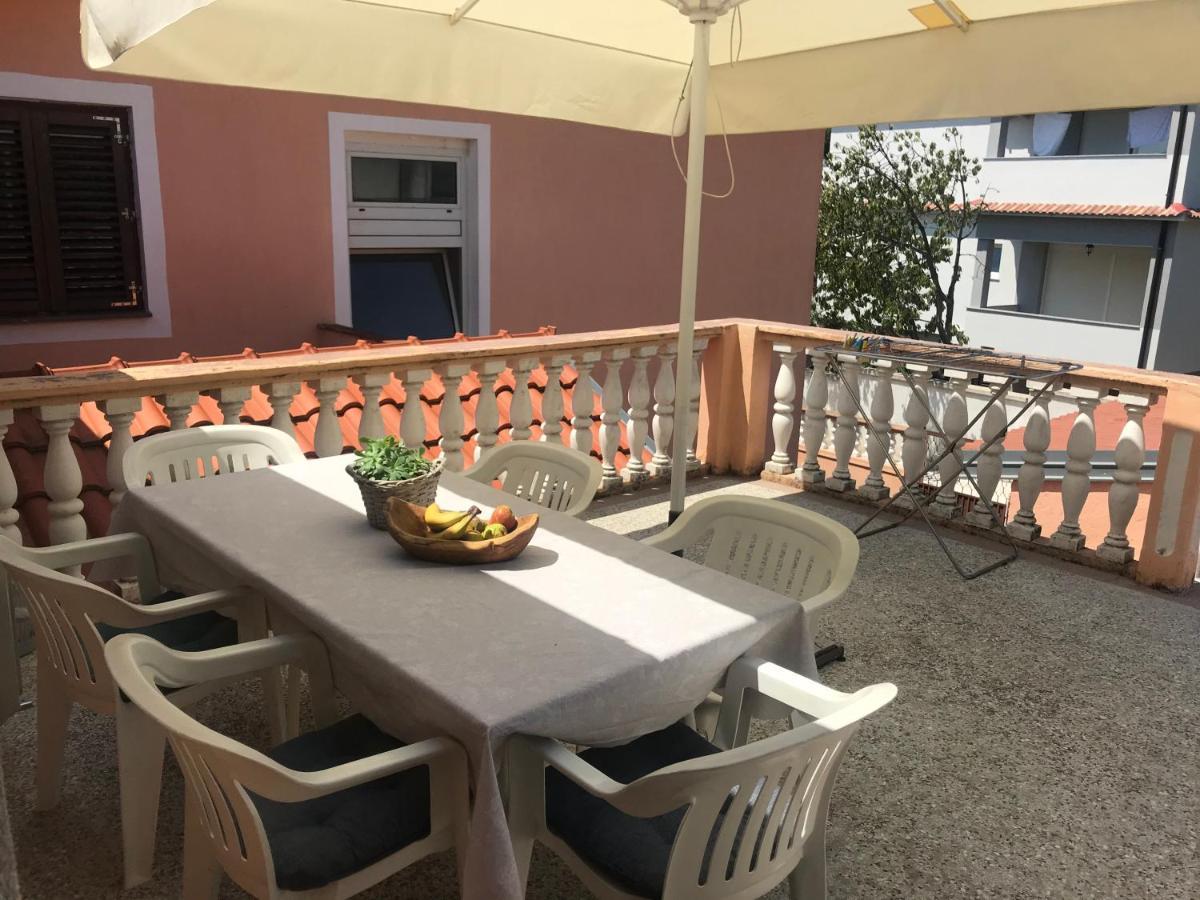 Apartmani Vilma Pakoštane 外观 照片
